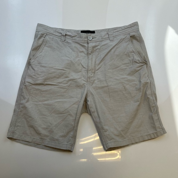 Rodd & Gunn The Gunn 9" Short N122-6 - Picture 2 of 6